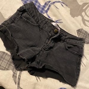 Black size 7 shorts